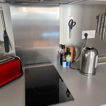 Appartement Mignon Calme Douillet Ascenseur Clim Etage Eleve Proche Parking Et Toutes Commodites Au Coeur Du Toulon Historique Ngoại thất bức ảnh