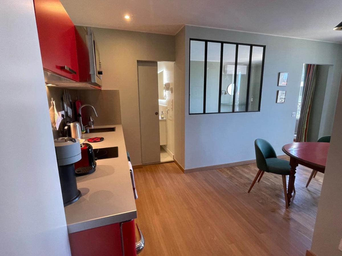 Appartement Mignon Calme Douillet Ascenseur Clim Etage Eleve Proche Parking Et Toutes Commodites Au Coeur Du Toulon Historique Ngoại thất bức ảnh