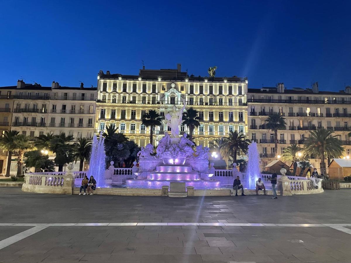 Appartement Mignon Calme Douillet Ascenseur Clim Etage Eleve Proche Parking Et Toutes Commodites Au Coeur Du Toulon Historique Ngoại thất bức ảnh