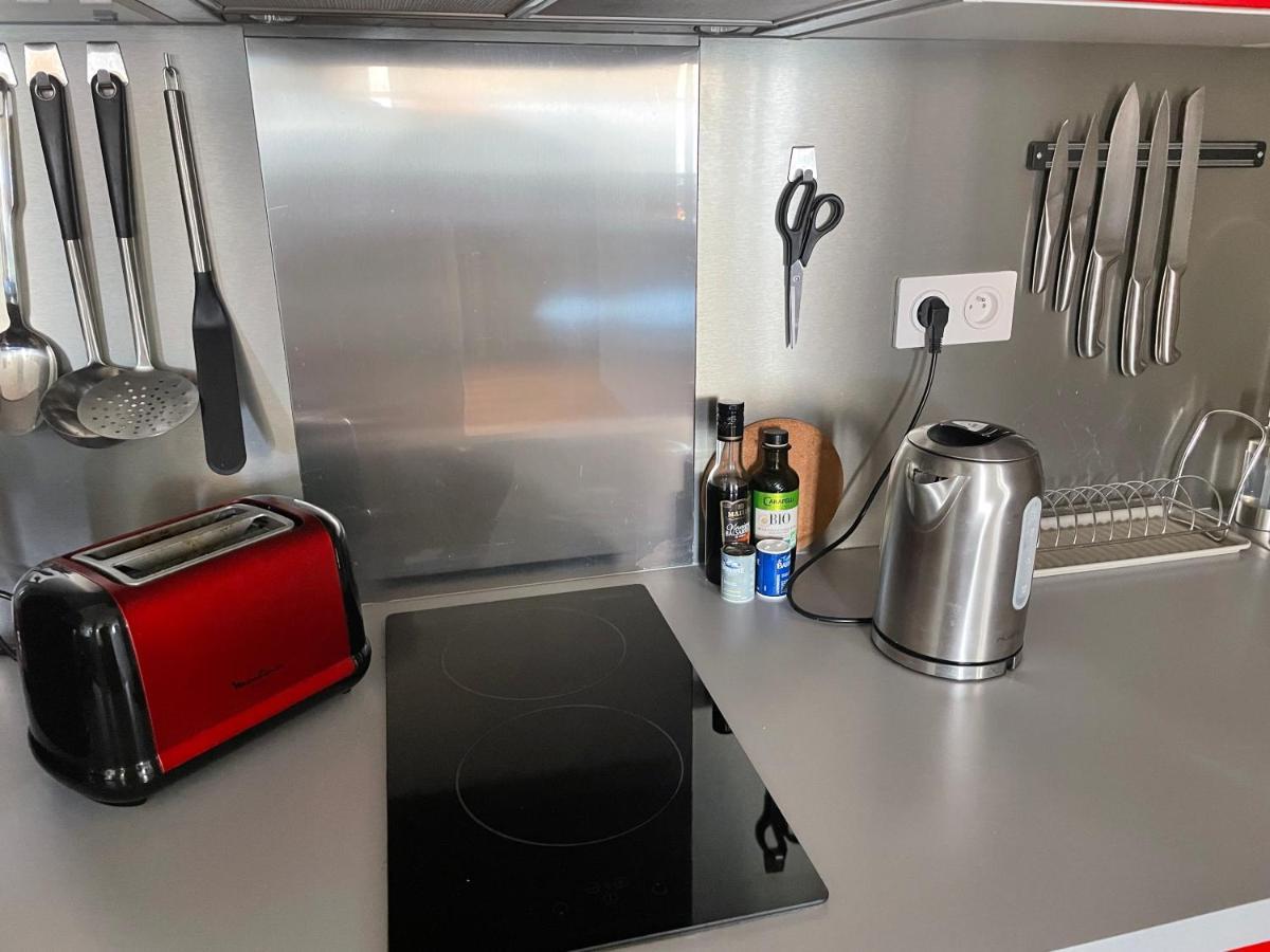 Appartement Mignon Calme Douillet Ascenseur Clim Etage Eleve Proche Parking Et Toutes Commodites Au Coeur Du Toulon Historique Ngoại thất bức ảnh