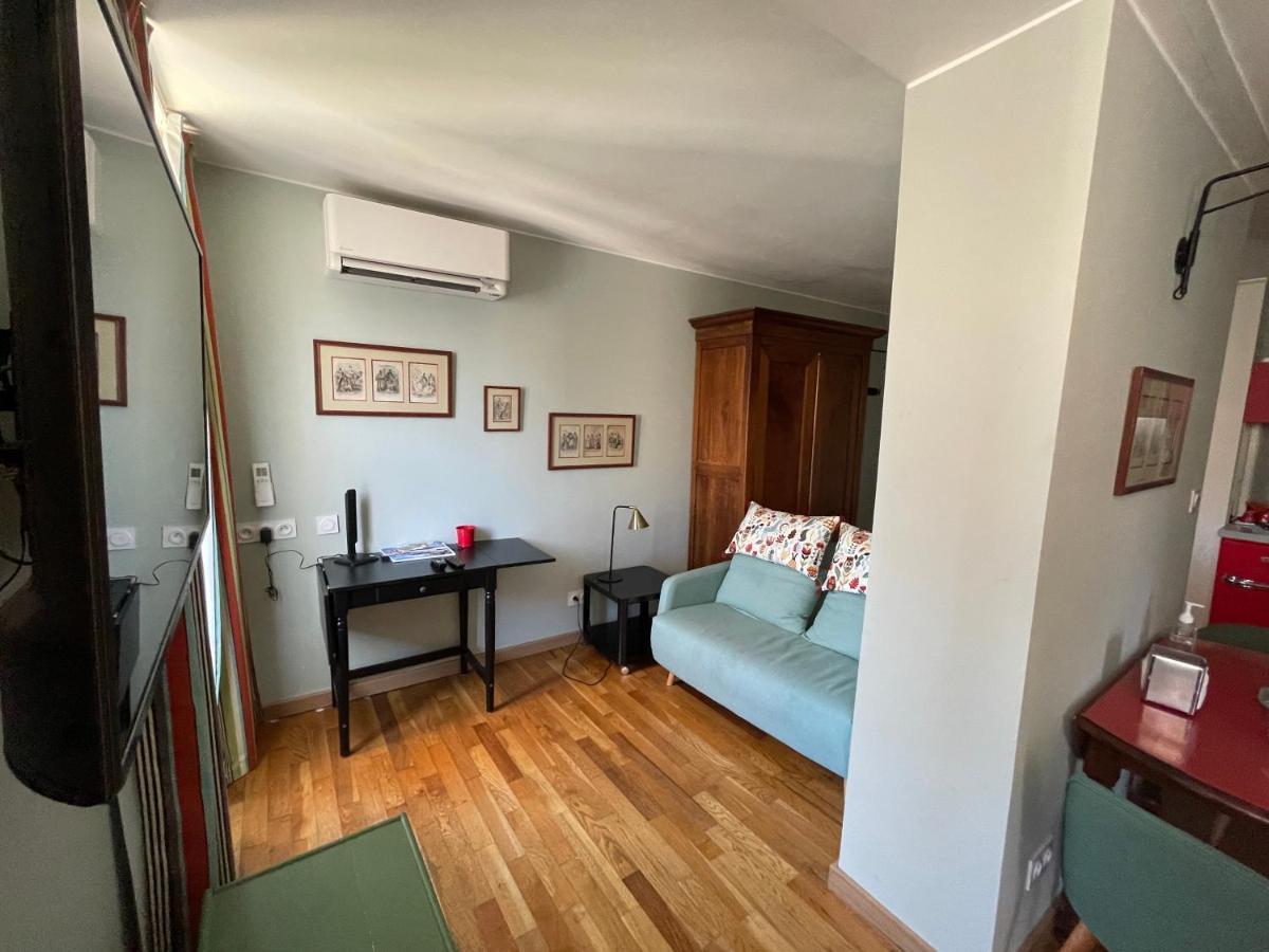 Appartement Mignon Calme Douillet Ascenseur Clim Etage Eleve Proche Parking Et Toutes Commodites Au Coeur Du Toulon Historique Ngoại thất bức ảnh